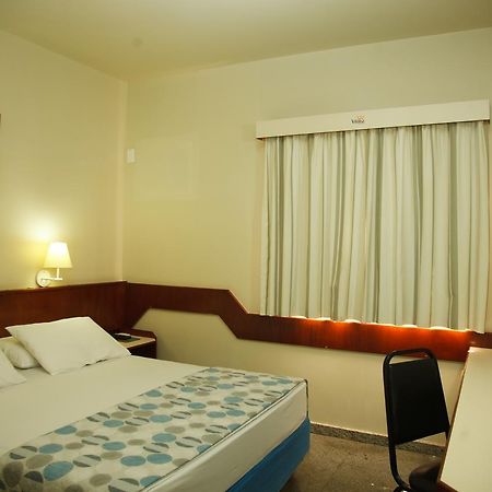 Villalba Hotel Uberlândia Esterno foto