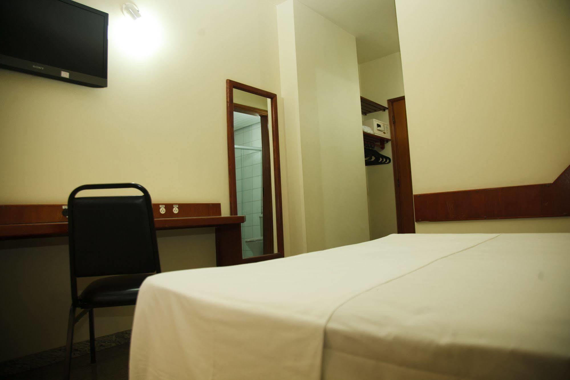 Villalba Hotel Uberlândia Esterno foto